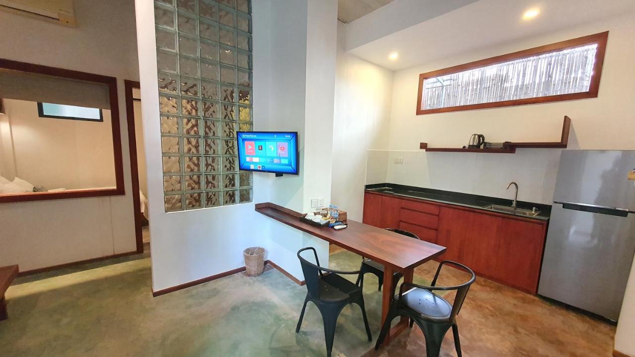 Sarina Hotel & Villa Phnom Penh Exterior foto